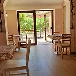 Foresteria Simona Alojamento de Acomodação e Pequeno-almoço Colico