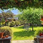 Alojamento de Acomodação e Pequeno-almoço Foresteria Simona Colico