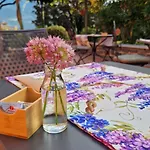 Foresteria Simona Alojamento de Acomodação e Pequeno-almoço Colico