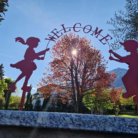 Alojamento de Acomodação e Pequeno-almoço Foresteria Simona