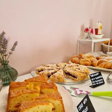 Alojamento de Acomodação e Pequeno-almoço Foresteria Simona 4*