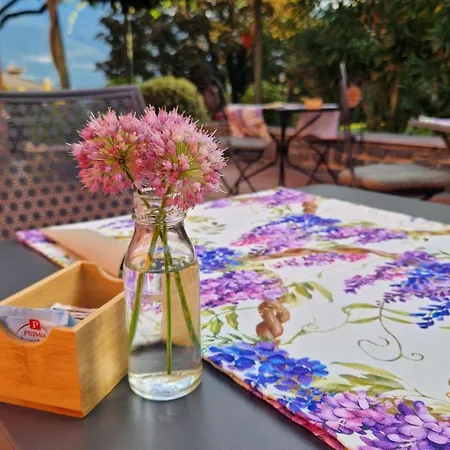 Foresteria Simona Alojamento de Acomodação e Pequeno-almoço Colico