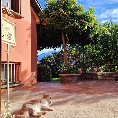 Alojamento de Acomodação e Pequeno-almoço Foresteria Simona Colico