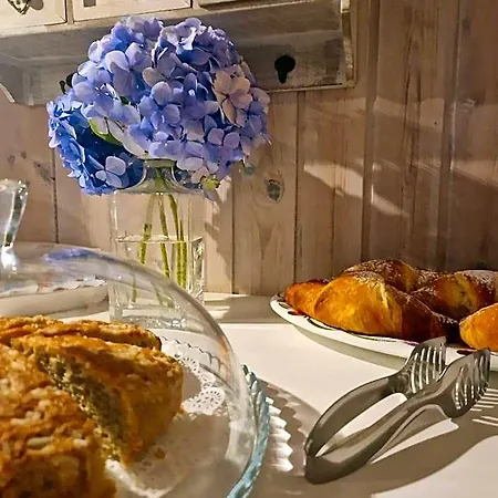 Foresteria Simona Bed & Breakfast 4*