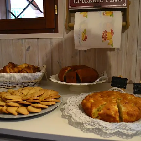 Foresteria Simona Couette-café *