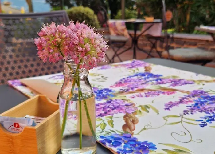 Foresteria Simona Oda ve Kahvaltı Colico